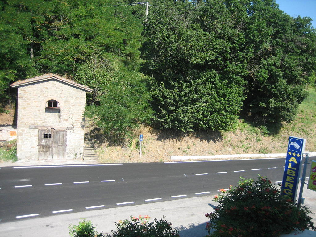 Albergo Ristorante Sterlina Grizzana Exterior photo