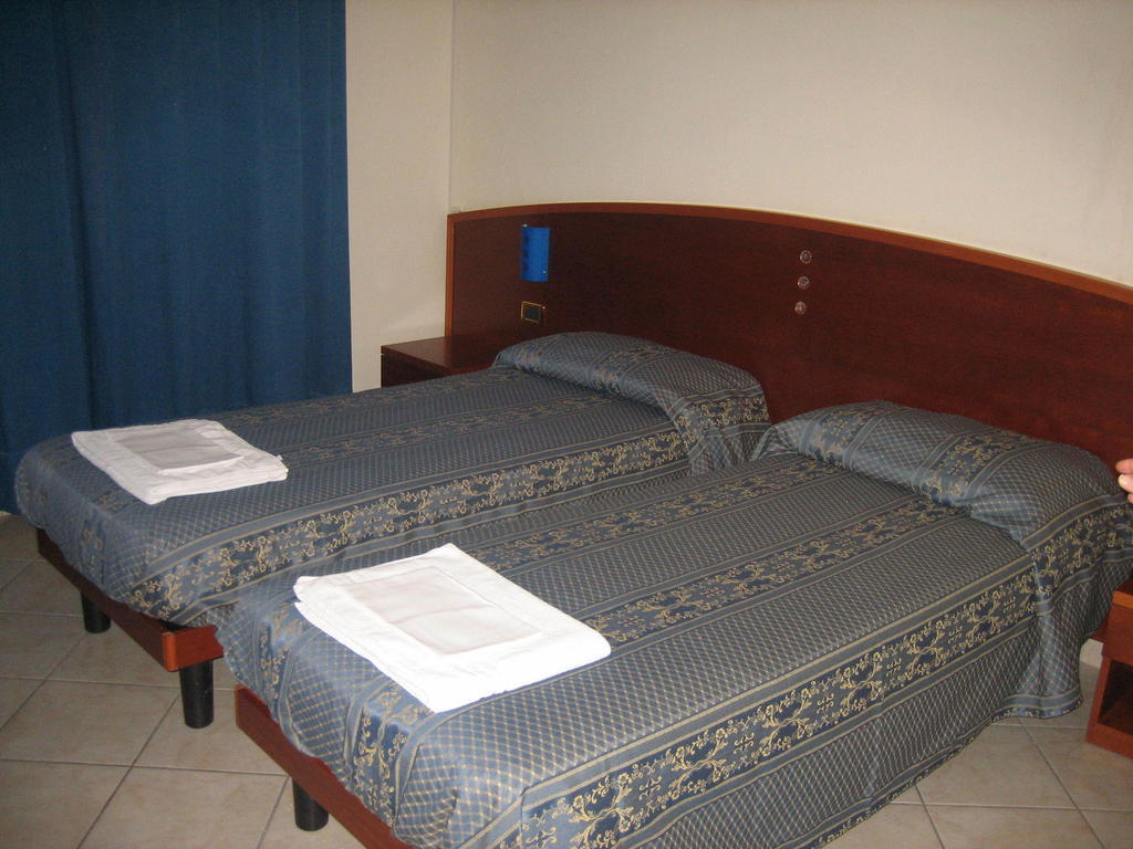 Albergo Ristorante Sterlina Grizzana Room photo